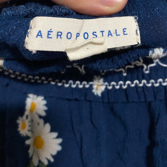 AEROPOSTALE Blue Floral Off Shoulder Crop Top - Picture 4 of 5